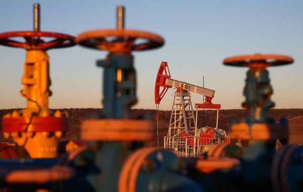России предсказали достижения рекорда по добыче нефти